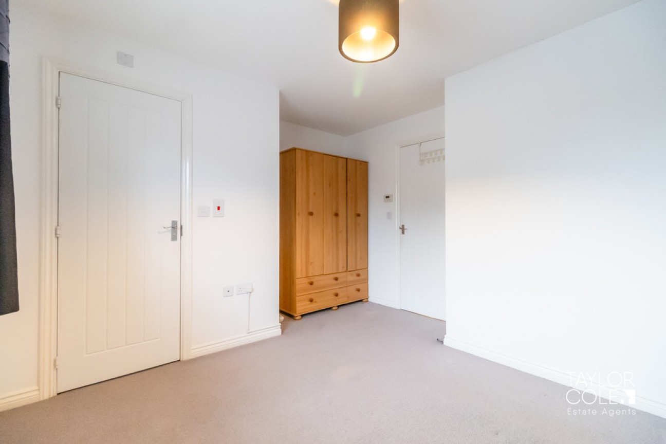 Memorial Drive, Tamworth