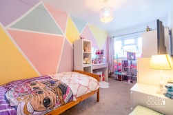 Swallowfield, Tamworth