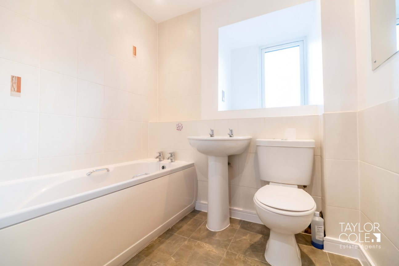 Basin Lane, Tamworth