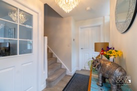 Collins Grove, Tamworth