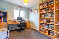 Cumberland Drive, Tamworth