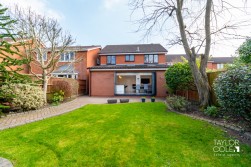 Cumberland Drive, Tamworth