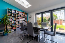 Cumberland Drive, Tamworth