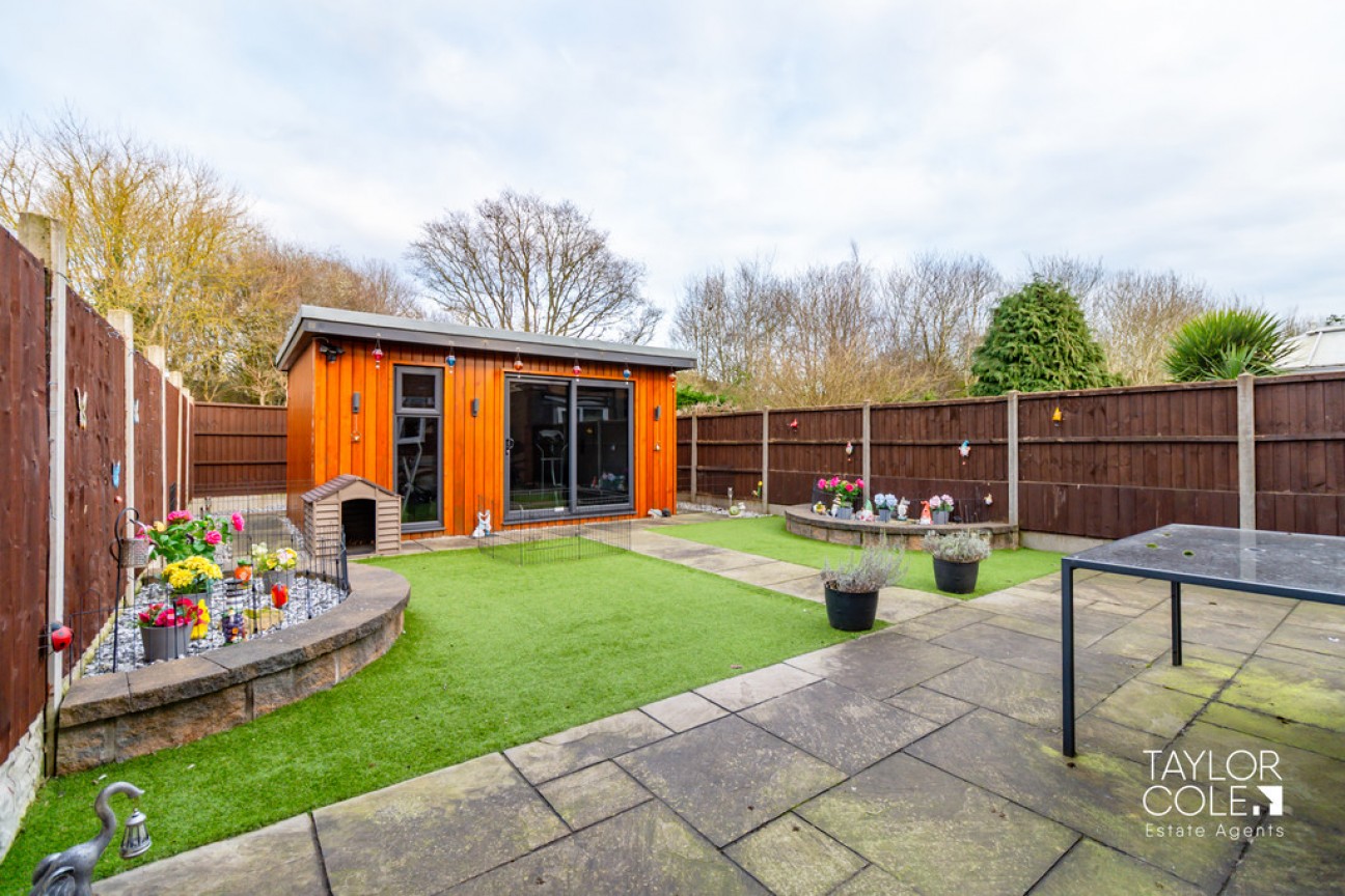 Swallowfield, Tamworth