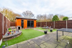 Swallowfield, Tamworth