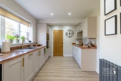 Overseal, Swadlincote