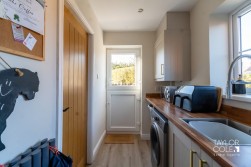 Overseal, Swadlincote