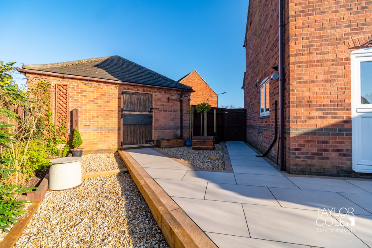 Overseal, Swadlincote