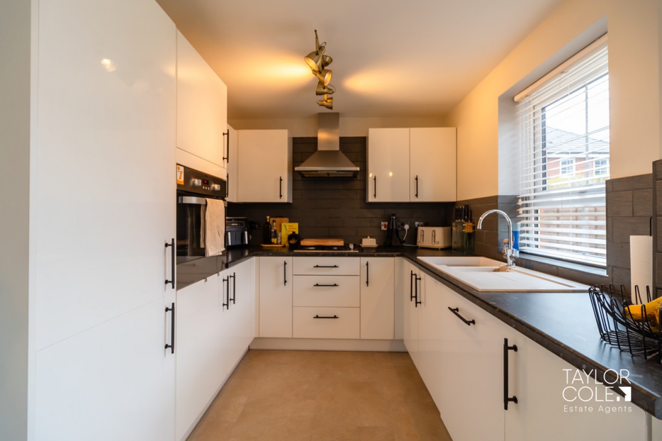 Rosings Drive, Tamworth