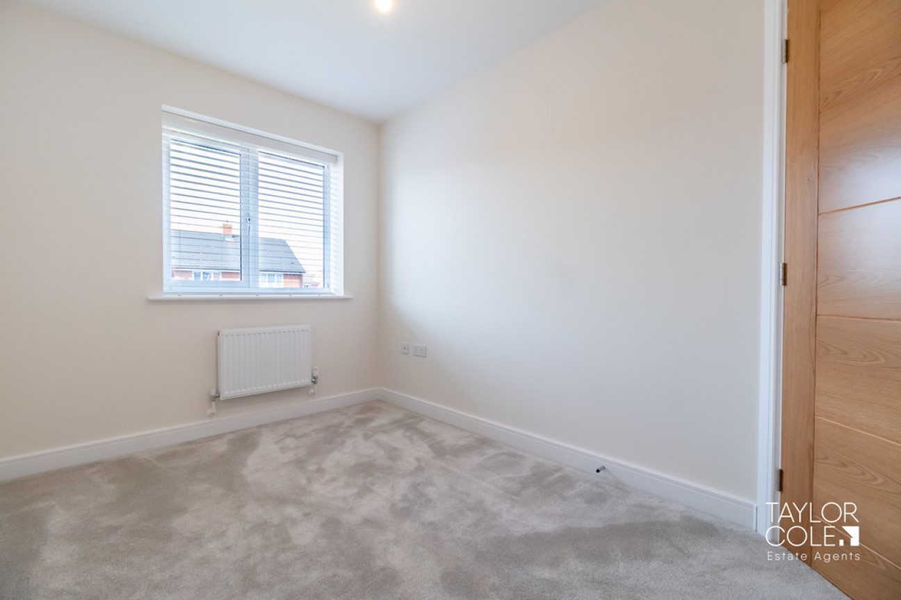 Highclere Avenue, Tamworth