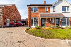 Highclere Avenue, Tamworth