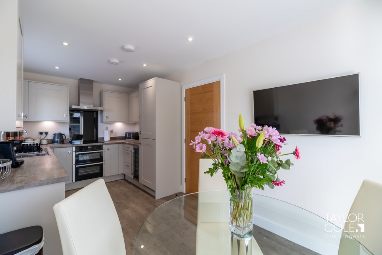 Highclere Avenue, Tamworth