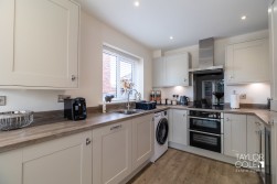 Highclere Avenue, Tamworth