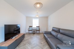 Austen Drive, Tamworth