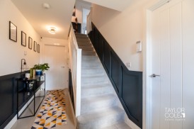 Narcissus Close, Tamworth