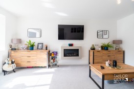 Narcissus Close, Tamworth