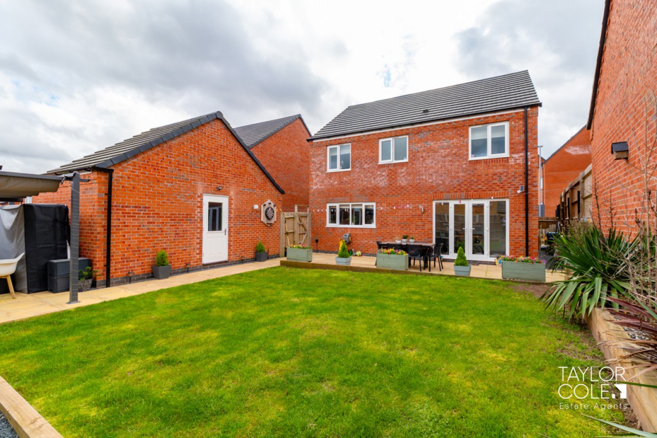 Narcissus Close, Tamworth