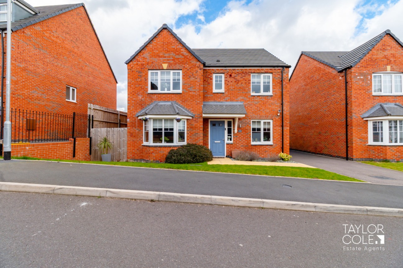 Narcissus Close, Tamworth