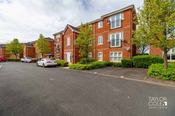 Flynn Court, 5 Meander Close
