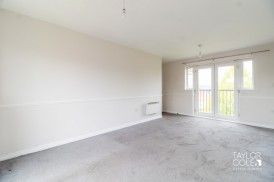 Flynn Court, 5 Meander Close