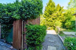 Two Gates, Tamworth