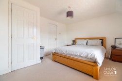 Kensington Drive, Tamworth