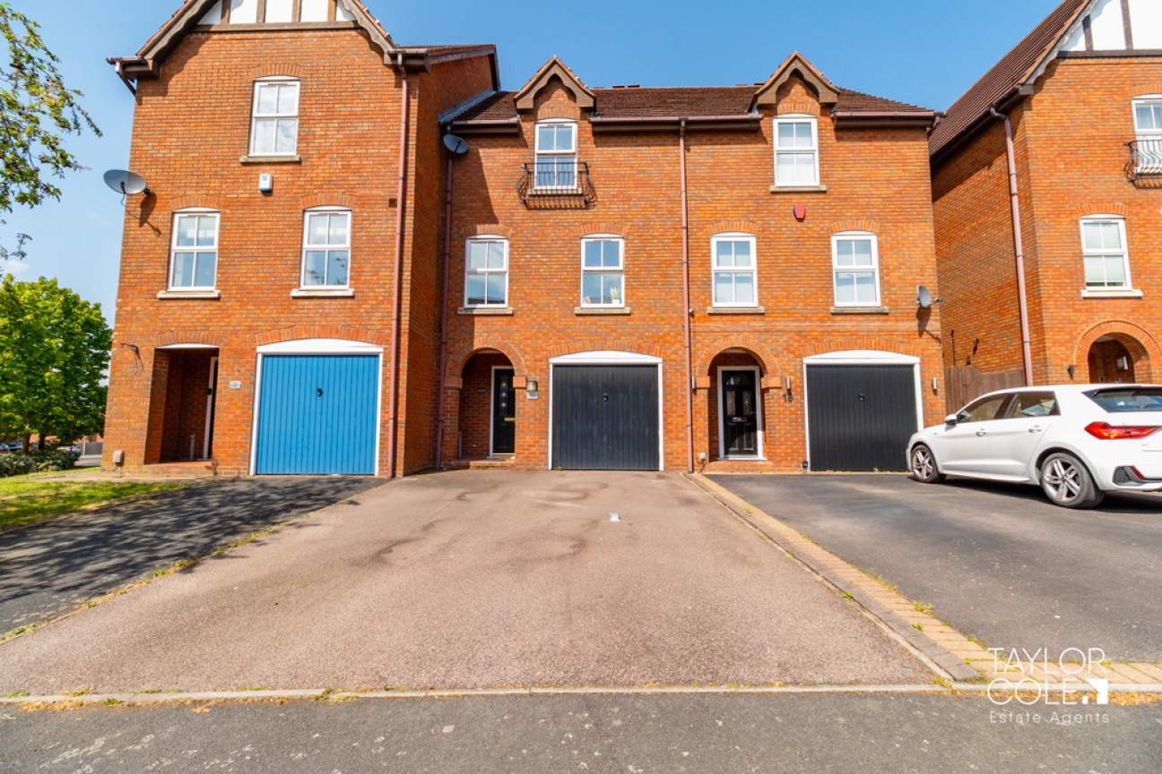 Kensington Drive, Tamworth