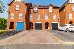 Kensington Drive, Tamworth