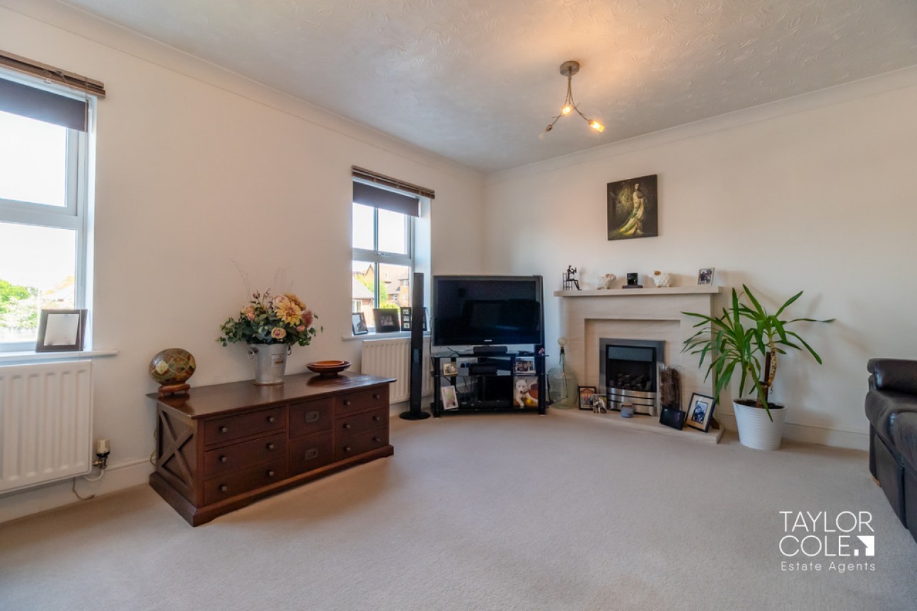 Kensington Drive, Tamworth