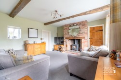 Drayton Bassett, Tamworth