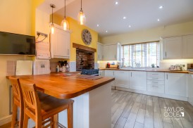 Drayton Bassett, Tamworth