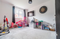 Meadow Way, Tamworth