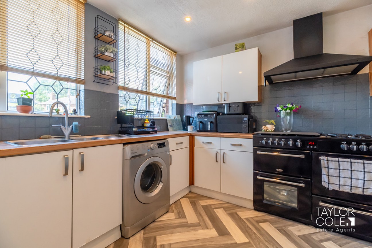 Bright Crescent, Tamworth
