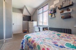 Bright Crescent, Tamworth