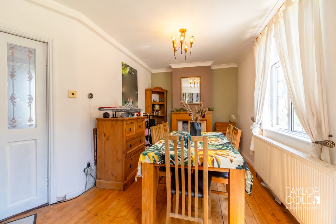 Bright Crescent, Tamworth