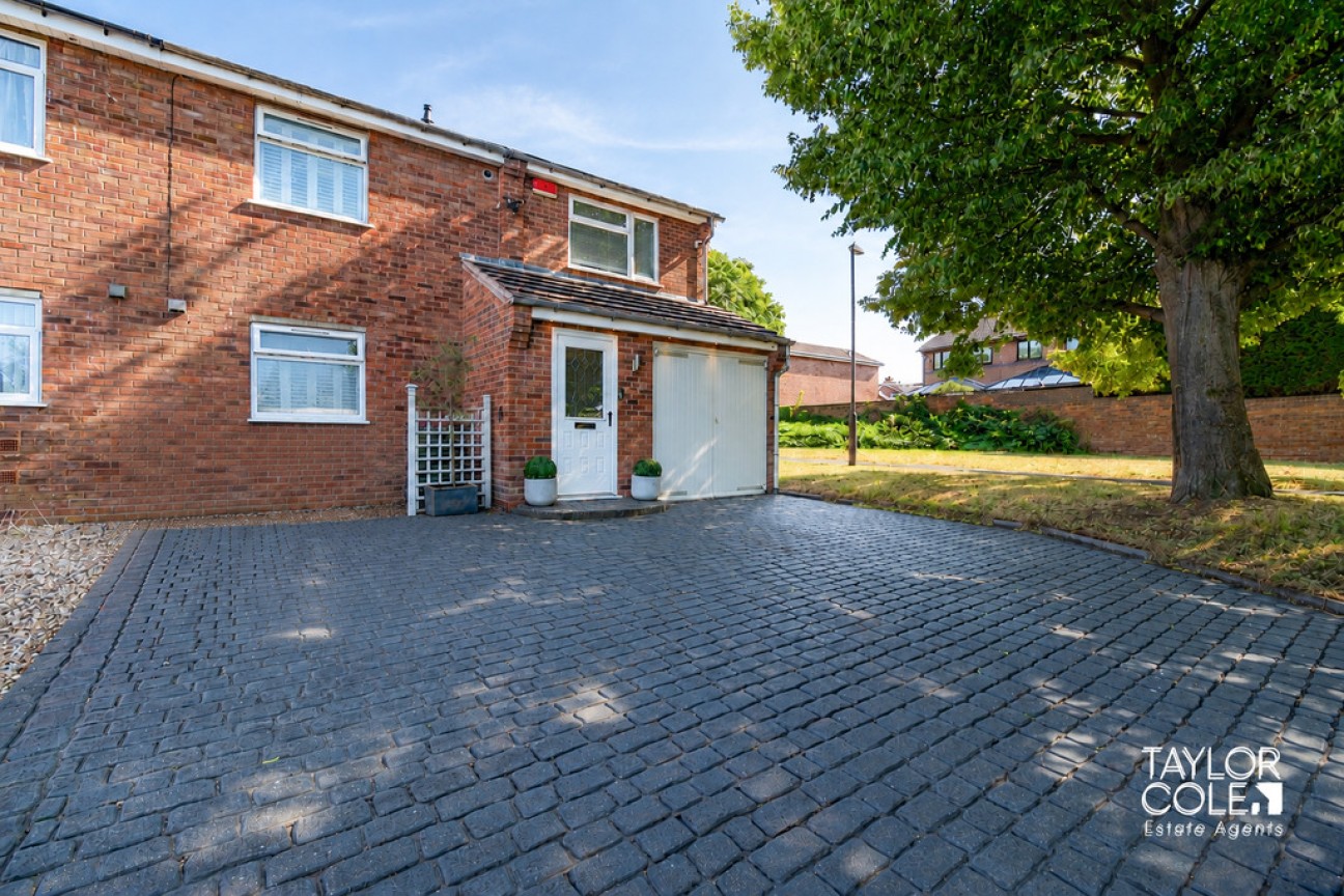 Kingsbury, Tamworth