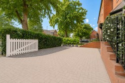 Bonehill Road, Tamworth