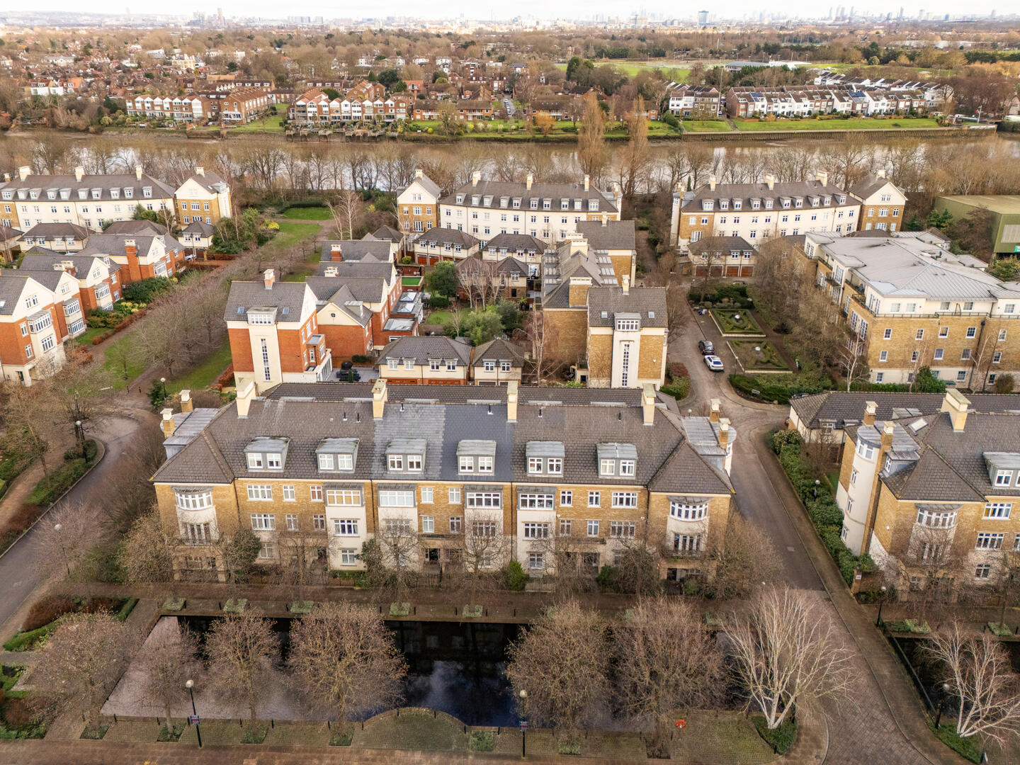 Melliss Avenue, Richmond