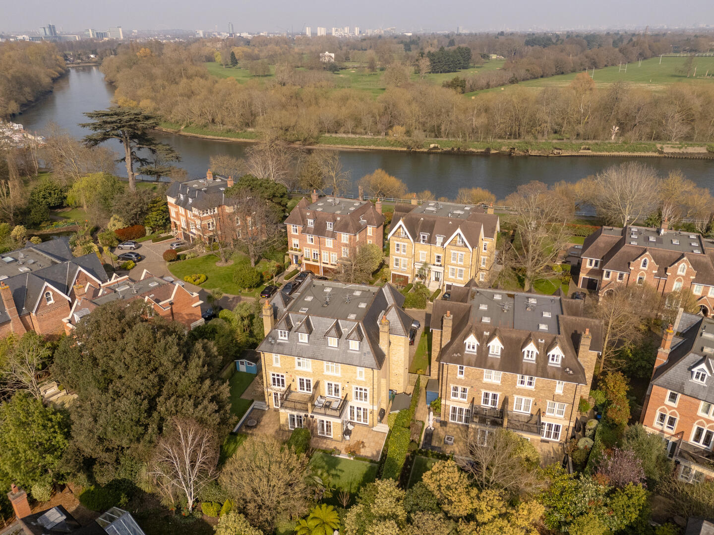 Martineau Drive, Twickenham