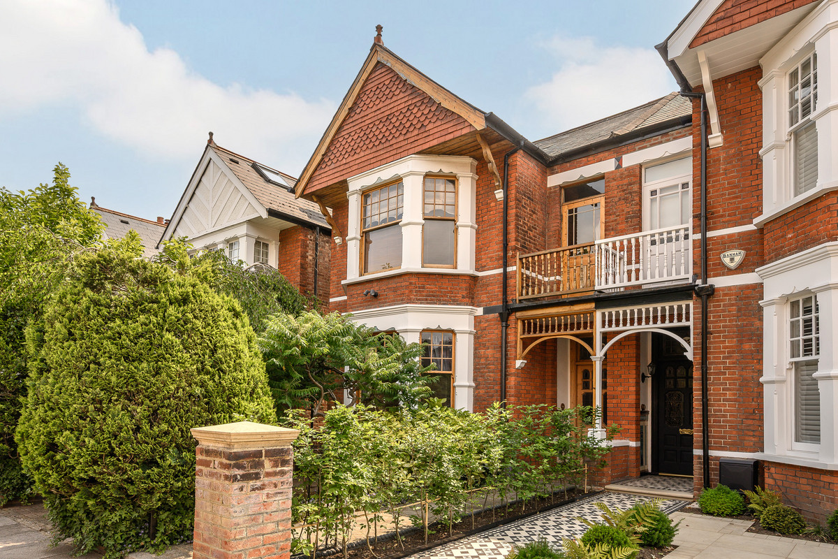 Leyborne Park, Kew, TW9