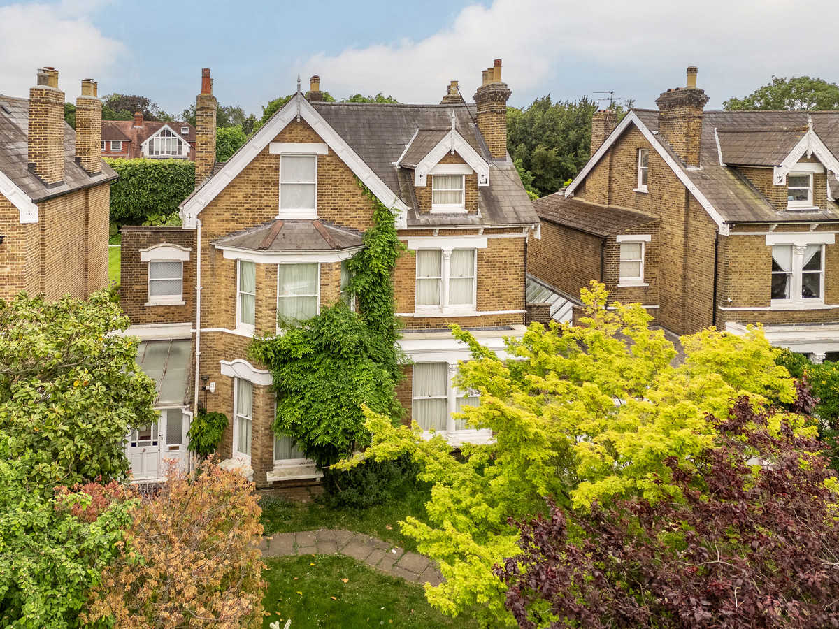 Cumberland Road, Kew, TW9