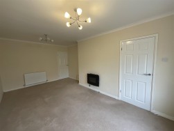 Lon Ger Y Coed, Ammanford