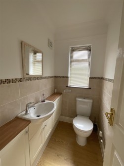 Waunfarlais Road, Llandybie, Ammanford