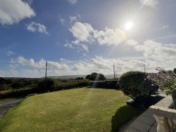 Waunfarlais Road, Llandybie, Ammanford