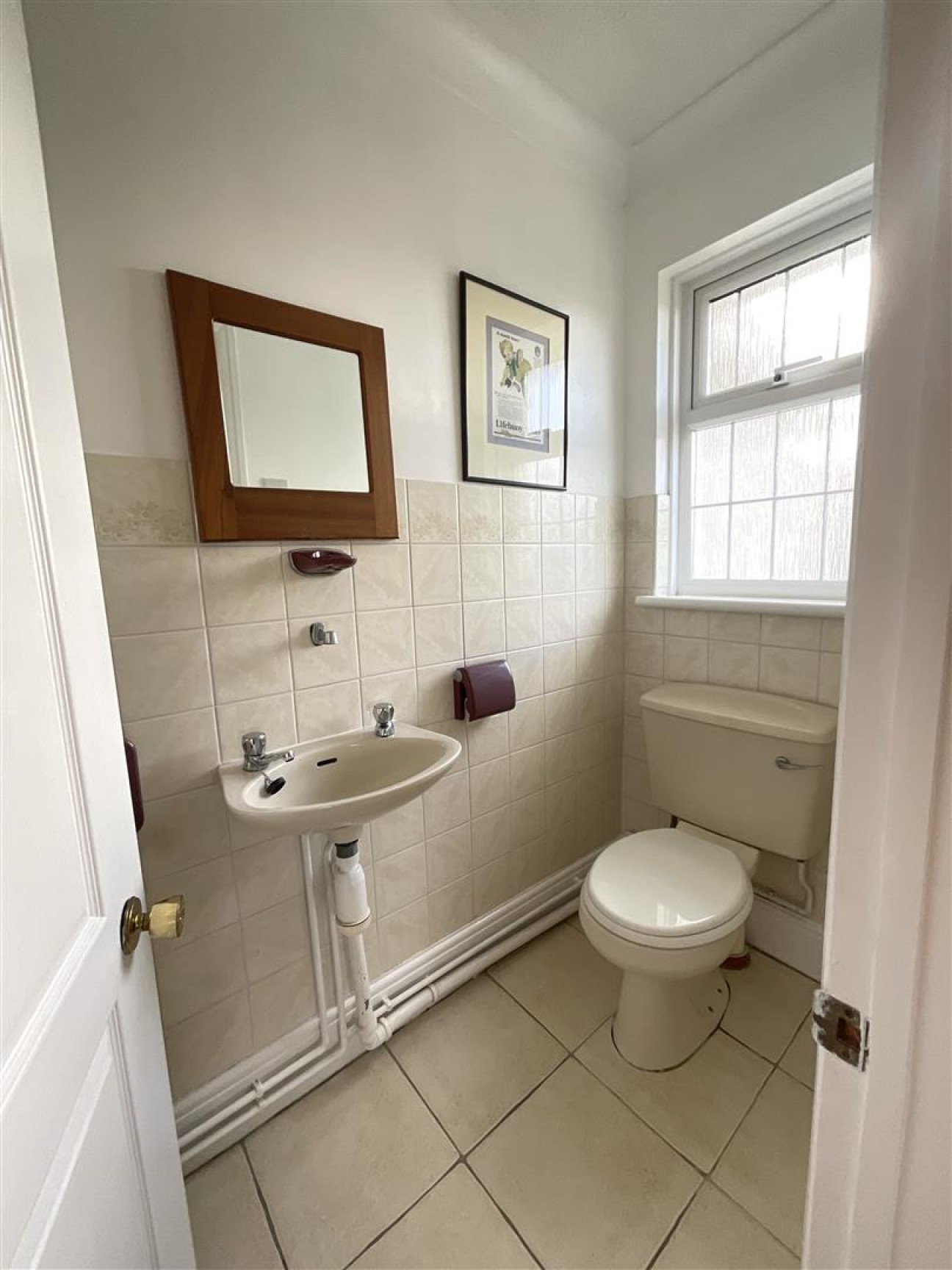 Heol Ceirios, Llandybie, Ammanford