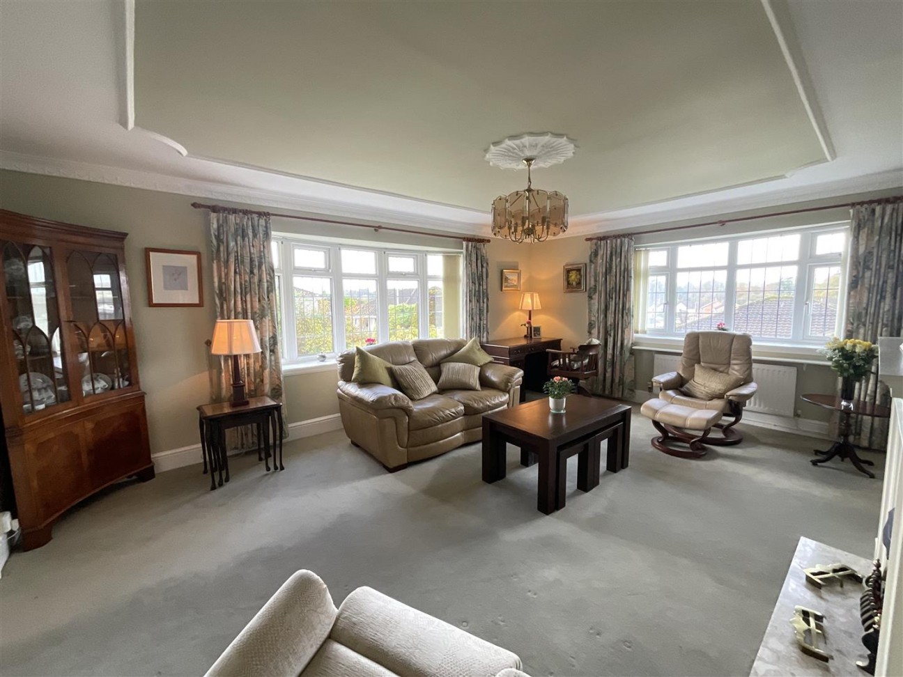 Heol Ceirios, Llandybie, Ammanford