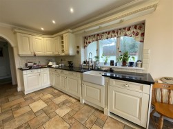 Woodlands Lane, Ammanford