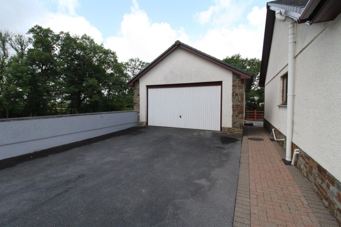 Maerdy Road, Betws, Ammanford