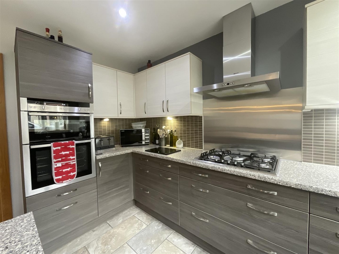 Llandyfan, Ammanford