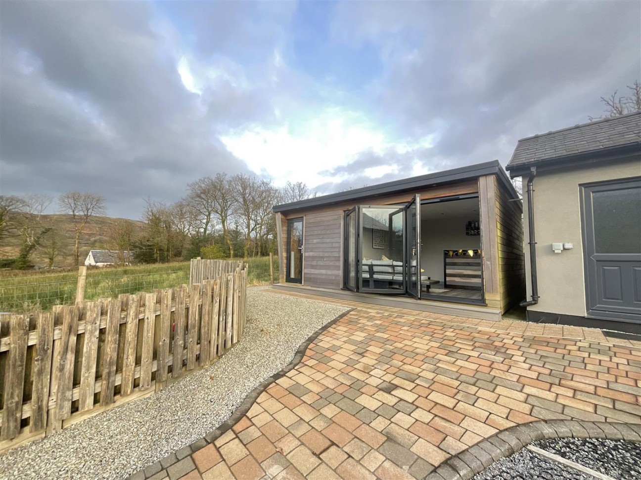 Llandyfan, Ammanford